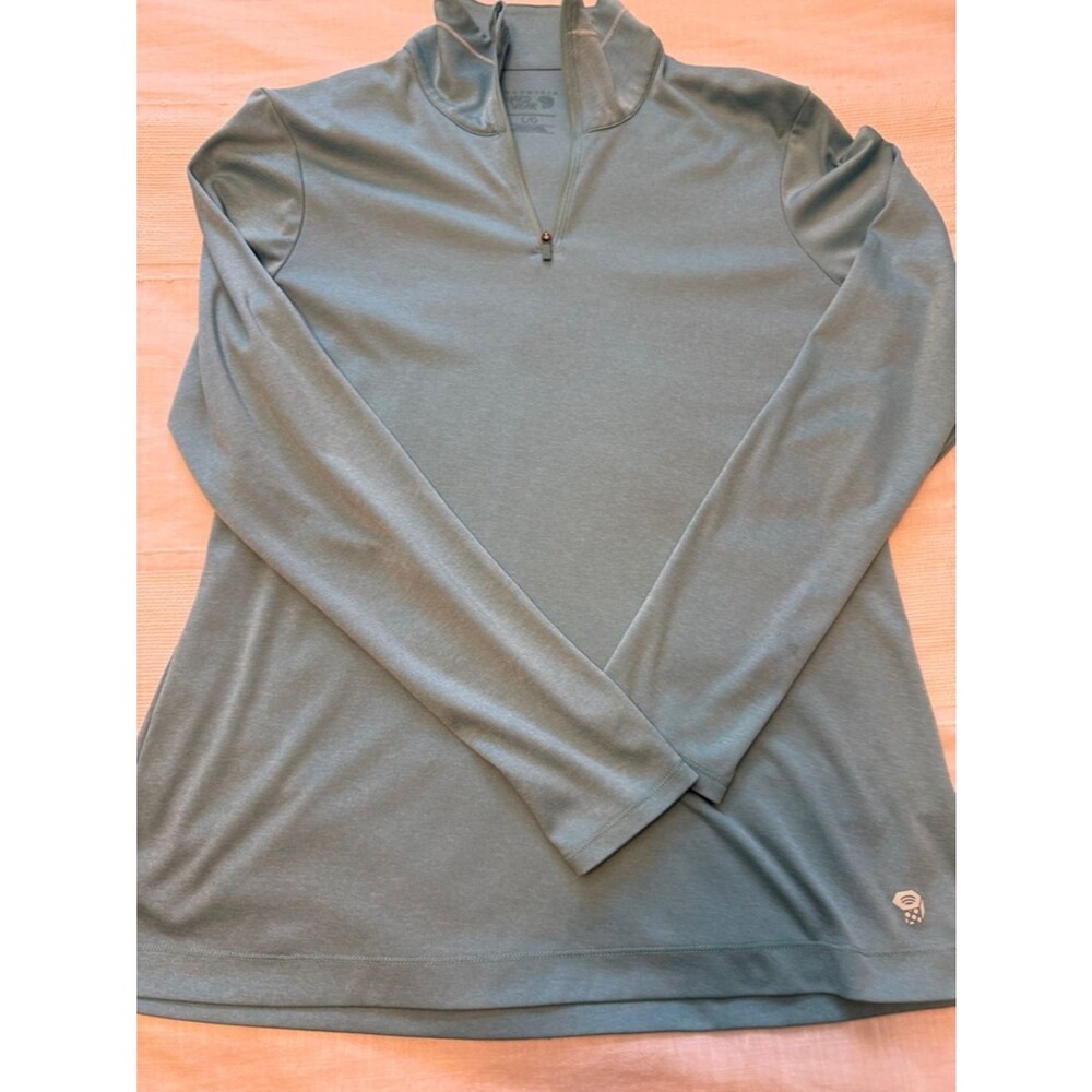 Mountain Hardwear quarter-Zip Performance Pullover in Dusty Teal